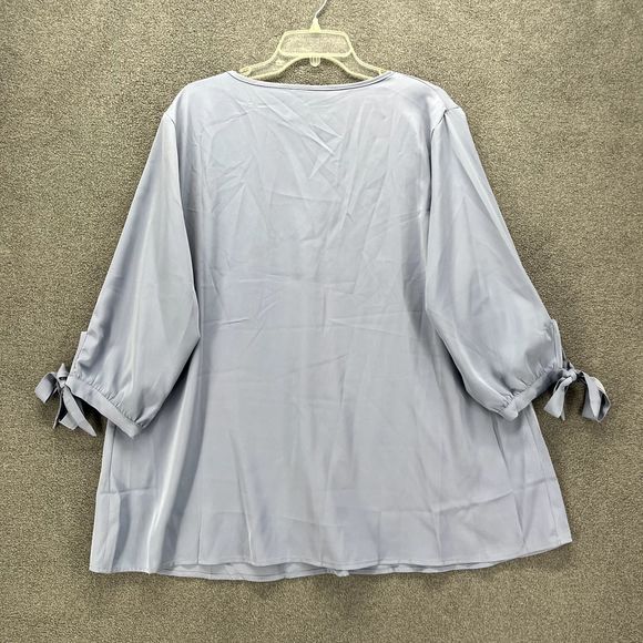 Bloomchic Top Womens Plus 2X 18 20 Blue V Neck tie bow 3/4 Sleeve casual Blouse - Picture 3 of 15